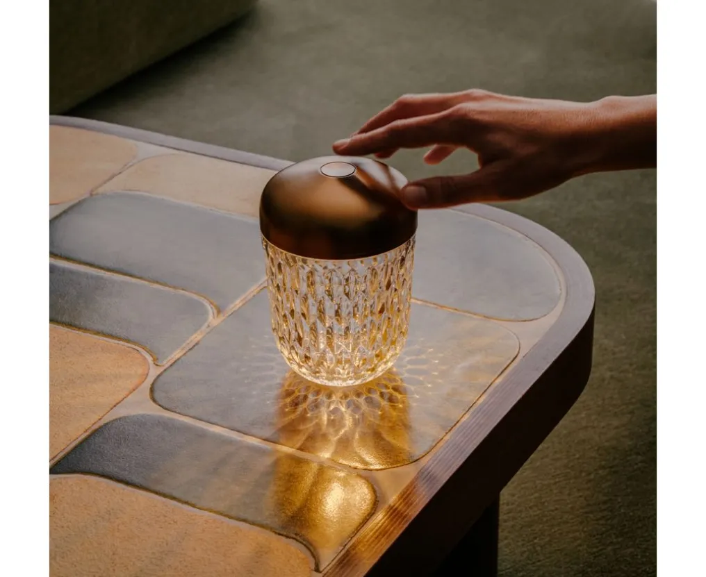 Mini baladeuse finition cuivrée : offrez-vous la lampe Saint-Louis en cristal