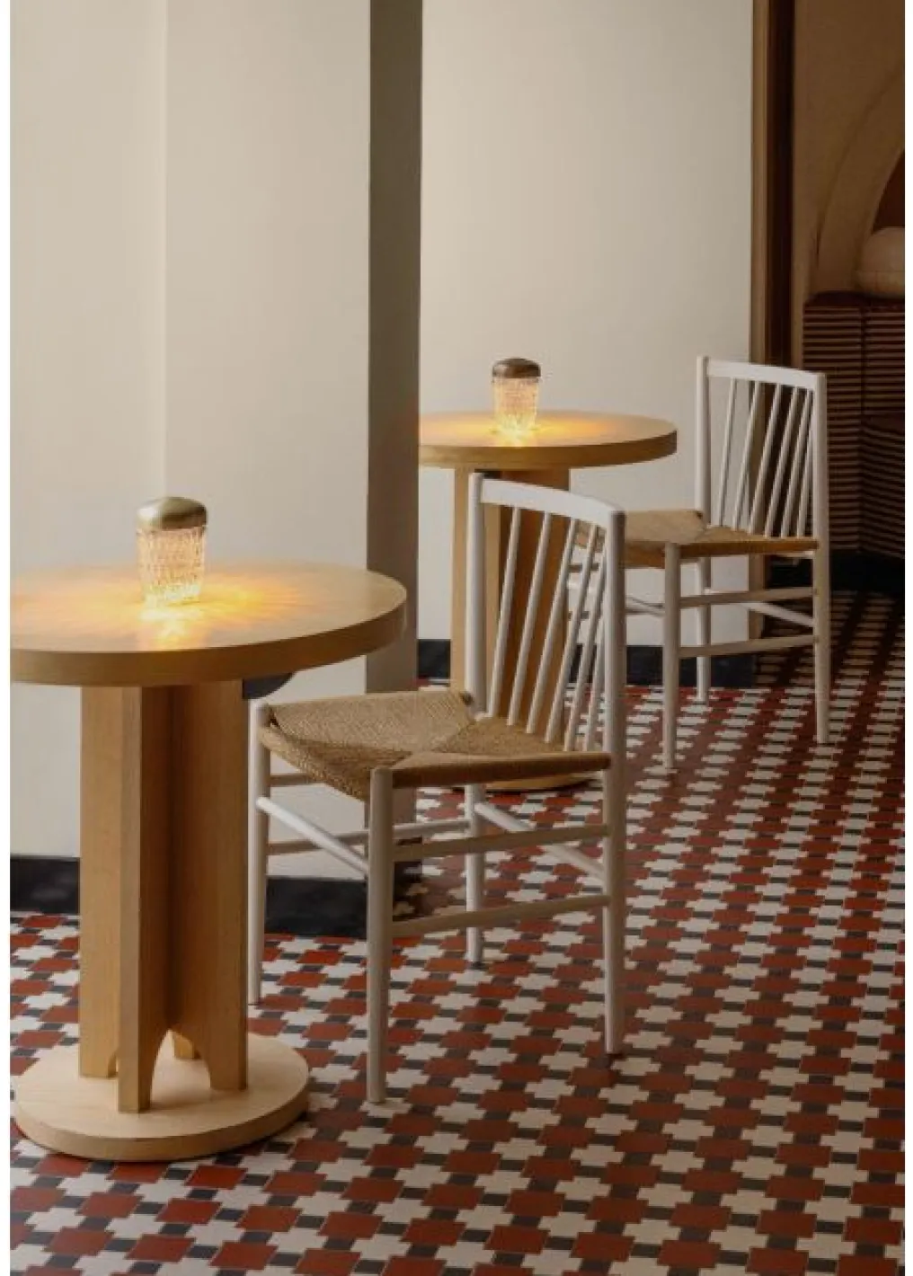 Mini baladeuse finition dorée : découvrez la lampe en cristal Saint-Louis